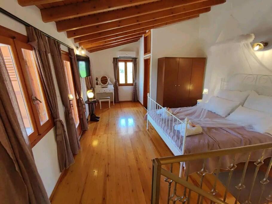 Villa Nikόla'S House Mourniaí Exterior foto